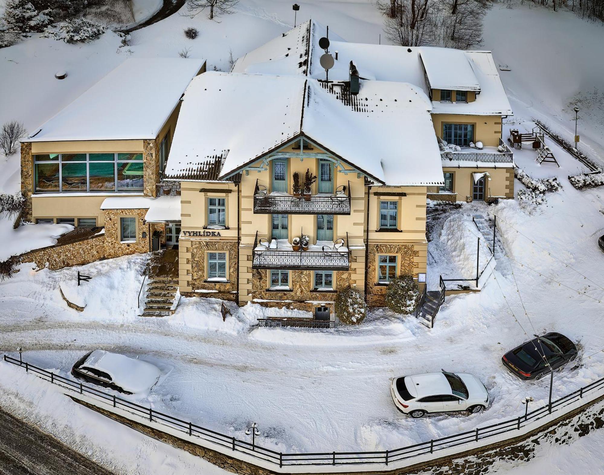 Residence Vyhlidka Janske Lazne Bagian luar foto